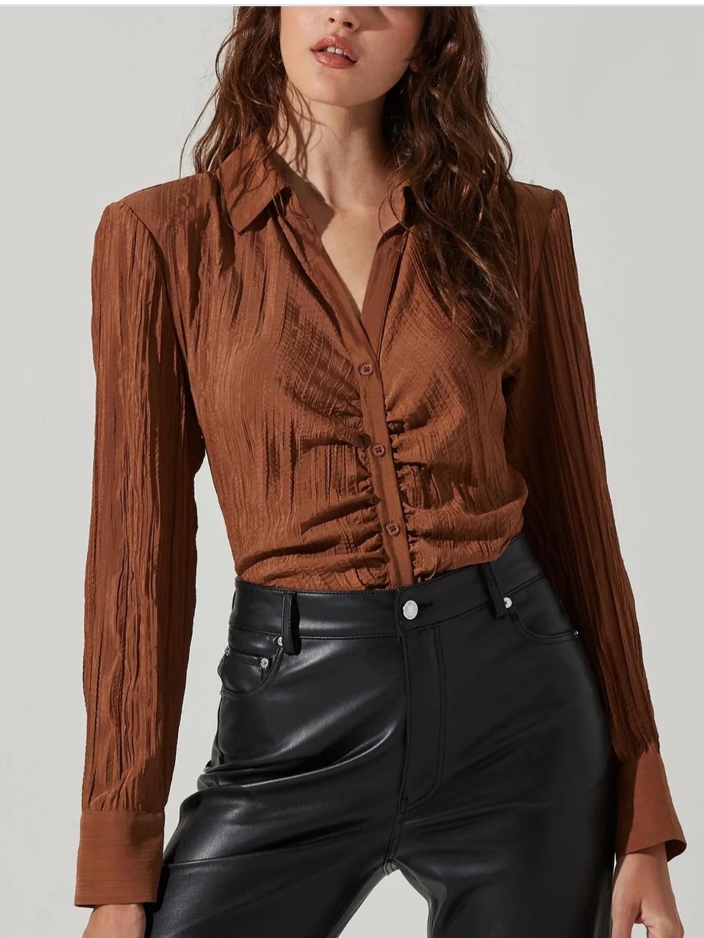 ASTR THE LABEL Ruched Button-Front Long Sleeve Top - Rust Brown